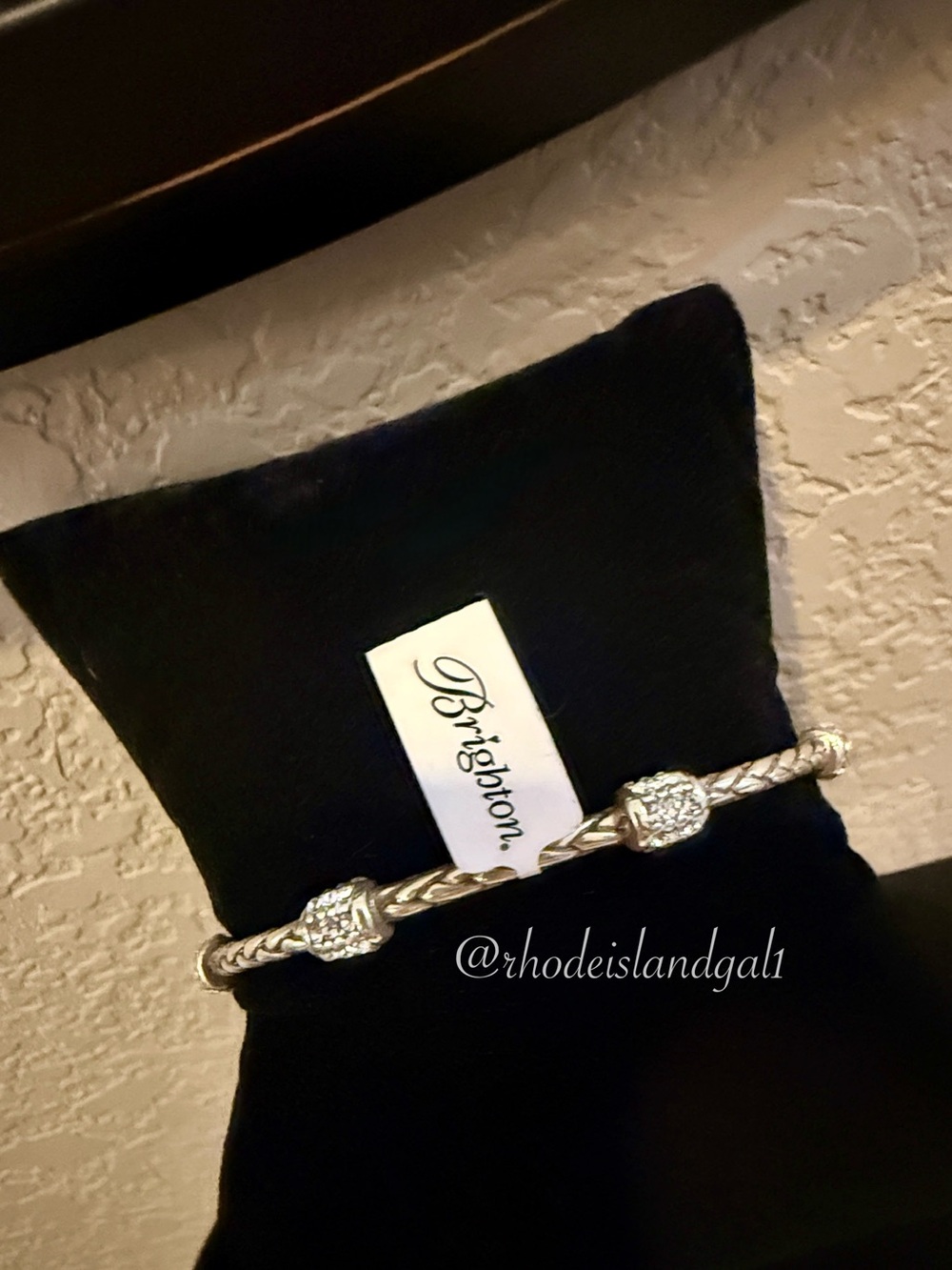🤩🆕 Brighton Meridian Silver Braided Bracelet with paved Bead Charms NWT - Picture 2 of 4